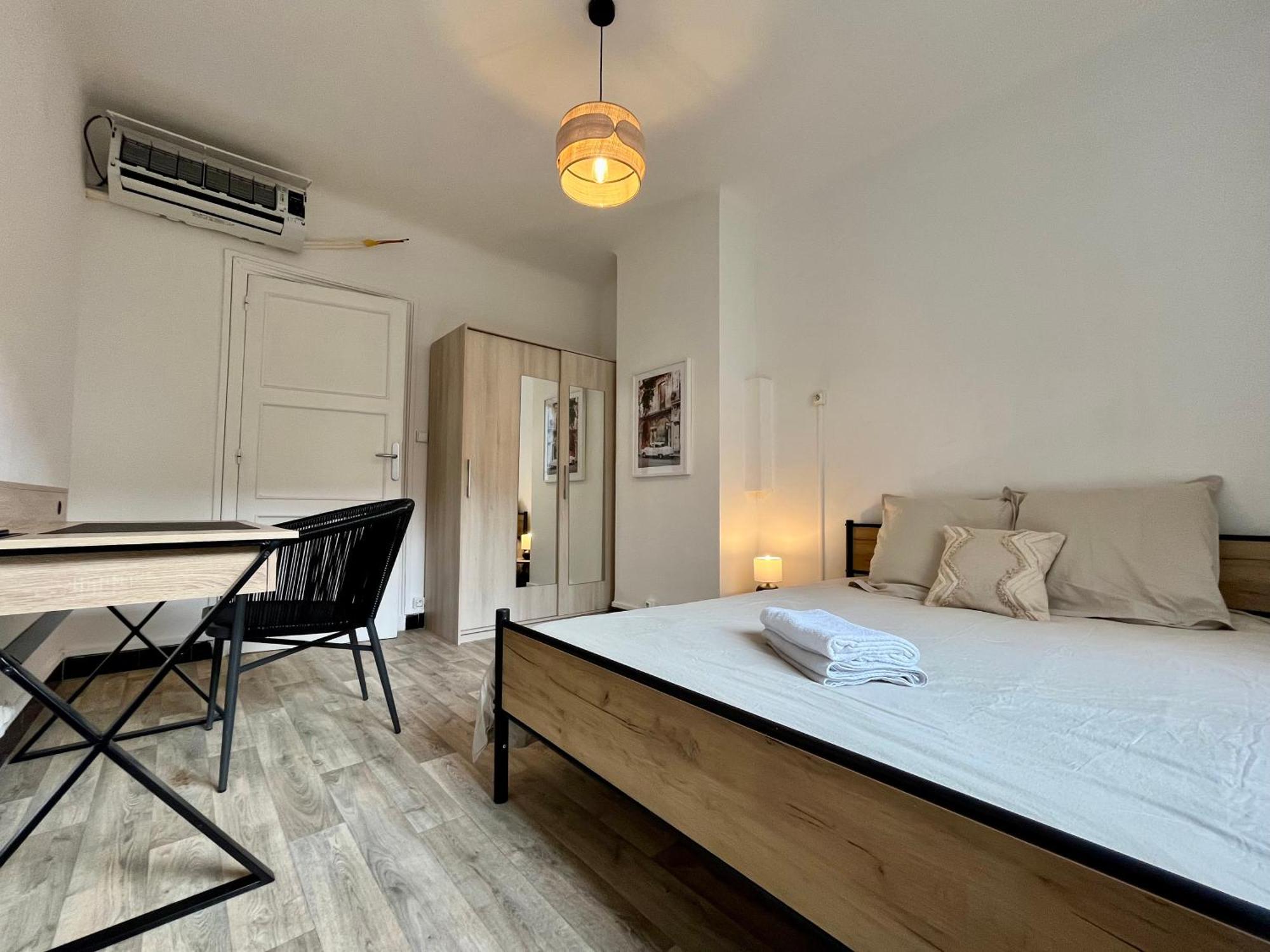 Suite Corneille Lyon Luaran gambar