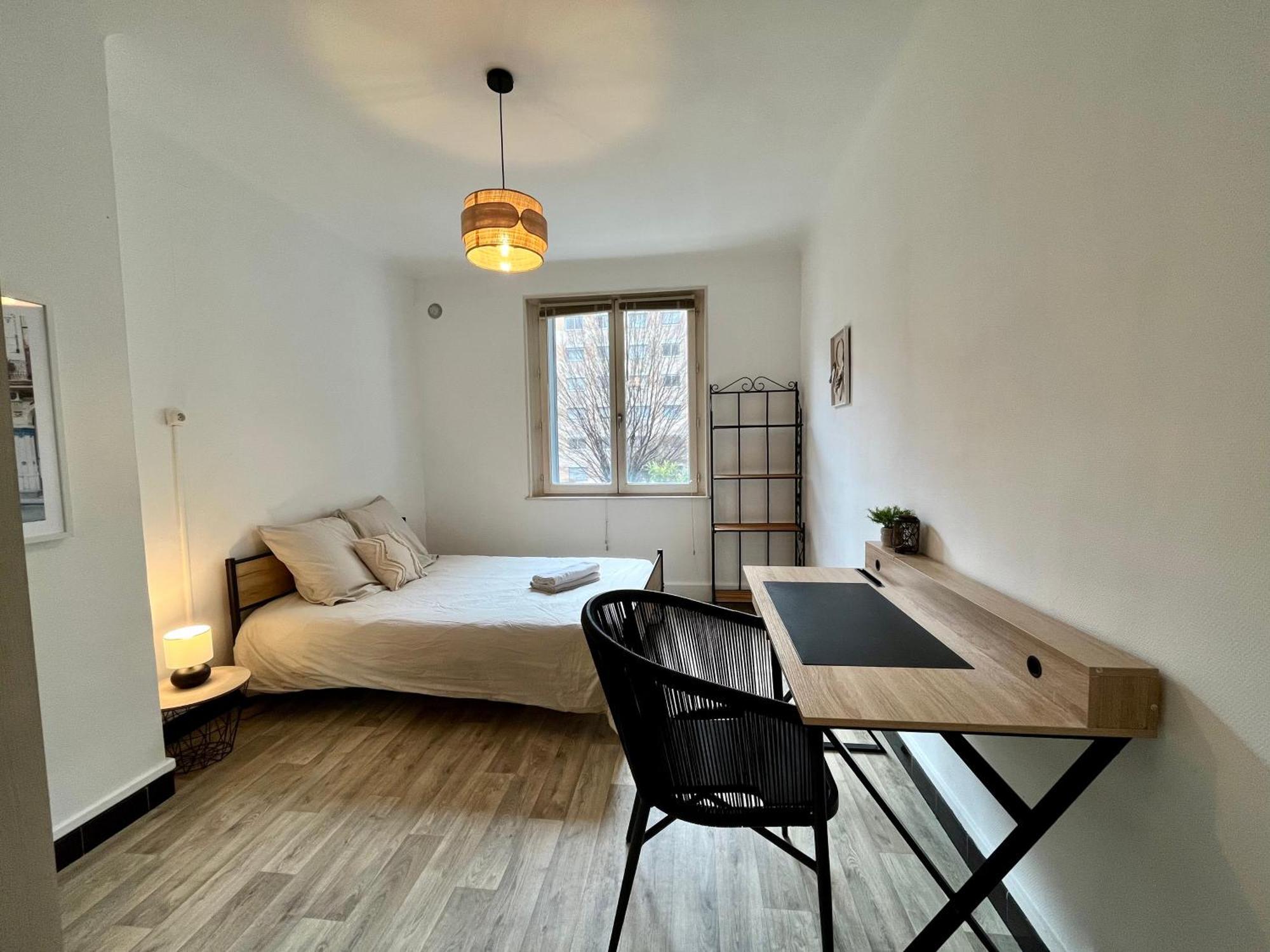 Suite Corneille Lyon Luaran gambar